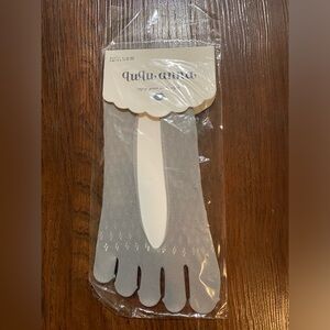 Women’s Gray No Show Toe Ankle Socks